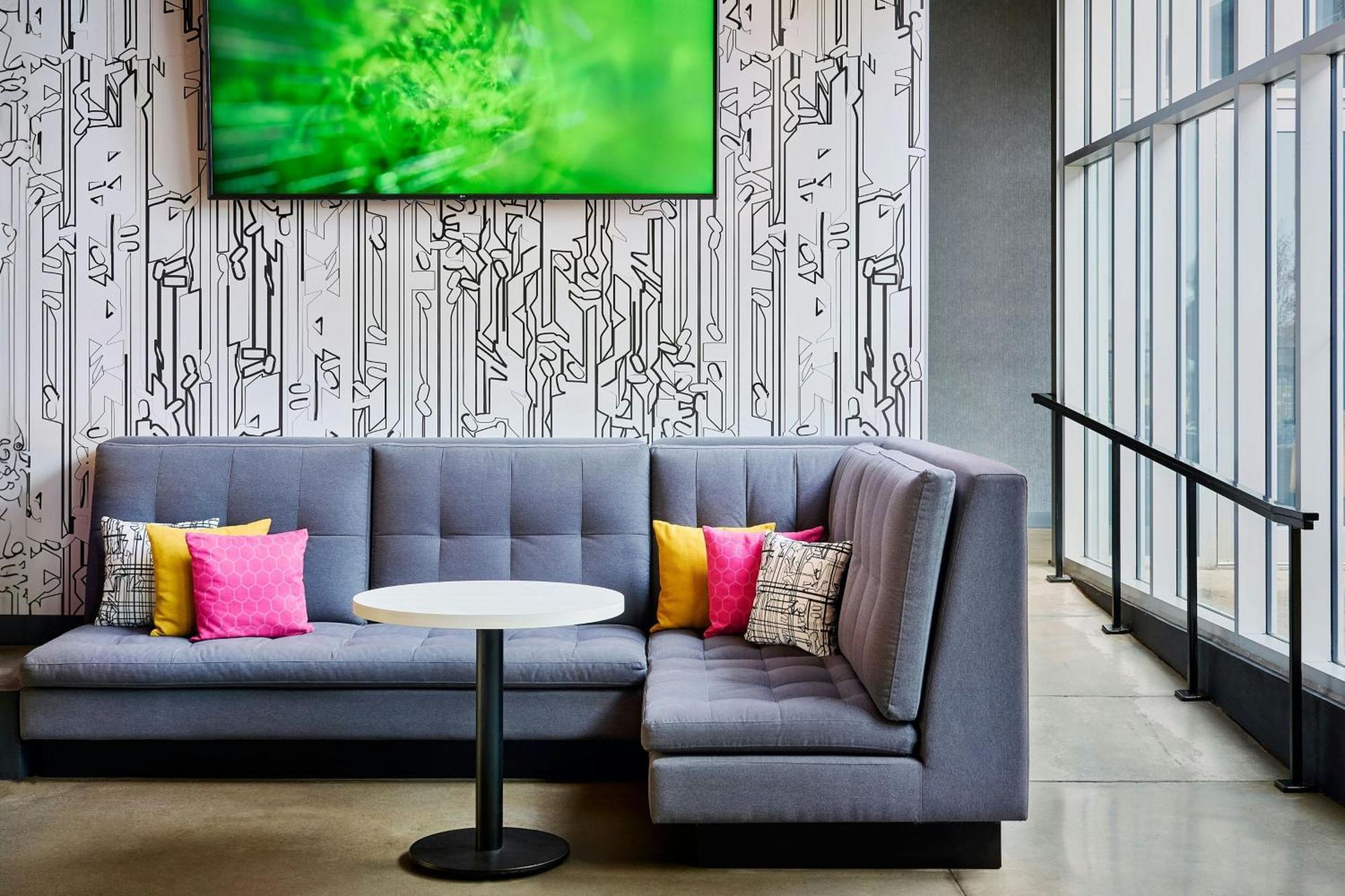 Aloft Vaughan Mills Exterior photo