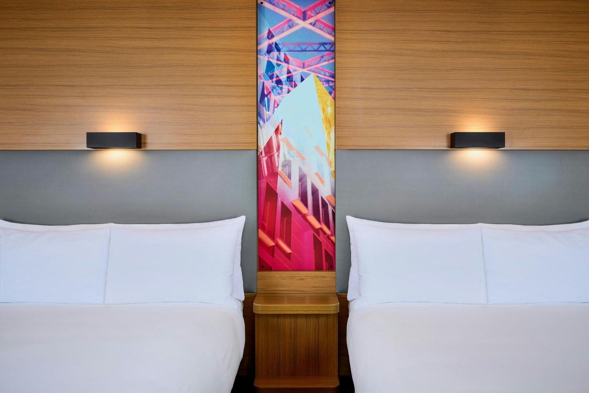 Aloft Vaughan Mills Exterior photo