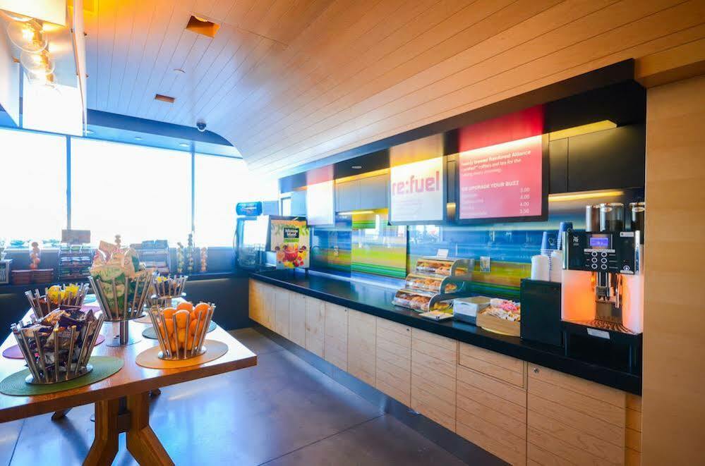 Aloft Vaughan Mills Exterior photo